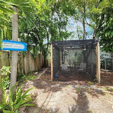 1940 NE 31st Ct unit South, Lighthouse Point, FL 33064 - photo 7