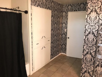 109 E Highway St, Fredericksburg, TX 78624 - photo 5