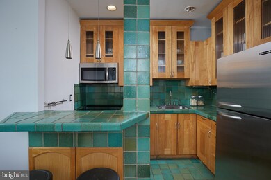 1317 Rhode Island Ave NW unit 206, Washington, DC 20005 - photo 5