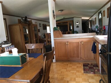 14208 N John Birch Ln, Effingham, IL 62401 - photo 4