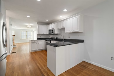 47 Alder St unit 6, Waltham, MA 02453 - photo 4