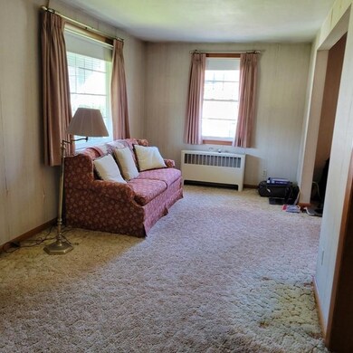 40 West St, Ludlow, MA 01056 - photo 4