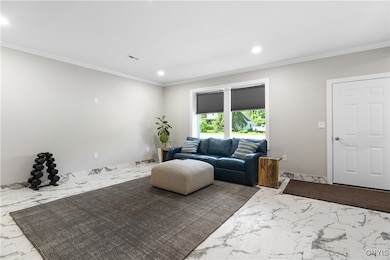 238 Oriskany Blvd unit 3, Whitesboro, NY 13492 - photo 2