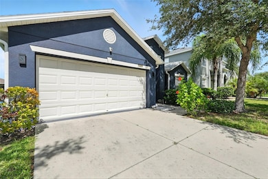 14013 Hollow Crest Place, Riverview, FL 33579 - photo 3