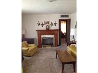 7542 Adobe Dr, El Paso, TX 79915 - photo 2