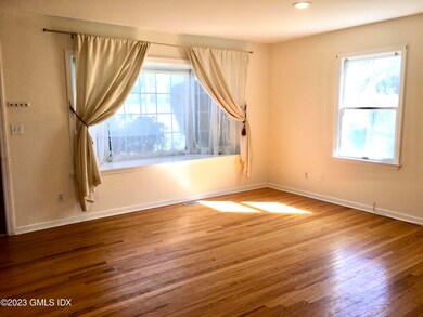 28 Wescott St, Riverside, CT 06878 - photo 5