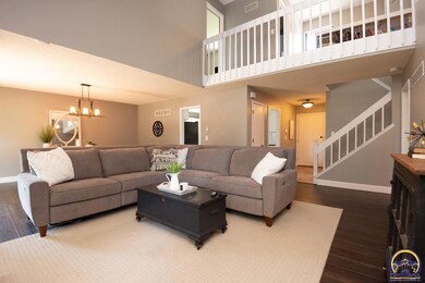 3764 SW Wood View Dr, Topeka, KS 66610 - photo 3