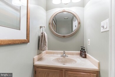 15620 Elsmere Ct, Bowie, MD 20716 - photo 6