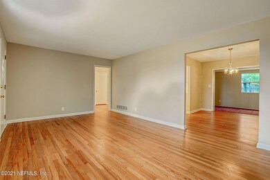 804 Acapulco Rd, Jacksonville, FL 32216 - photo 7