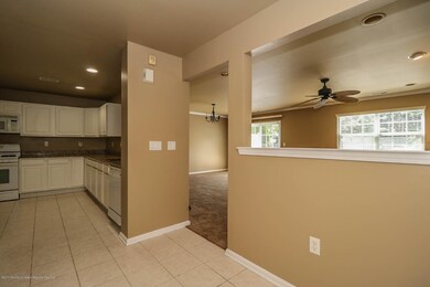 22 Topeka Ct, Tinton Falls, NJ 07712 - photo 5