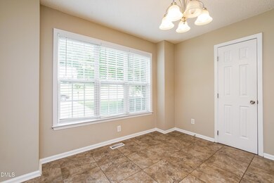 120 Biltmore Dr, Clayton, NC 27520 - photo 4