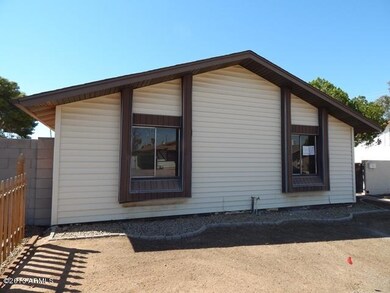 023-341421 Front Left
