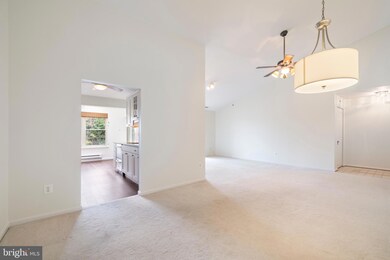 21 Rainflower Path unit 302, Sparks Glencoe, MD 21152 - photo 3