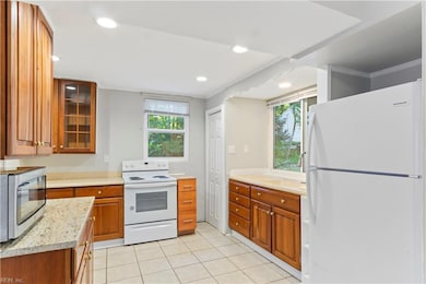 108 Cooley Rd unit E, Williamsburg, VA 23188 - photo 6