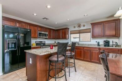 6) KITCHEN