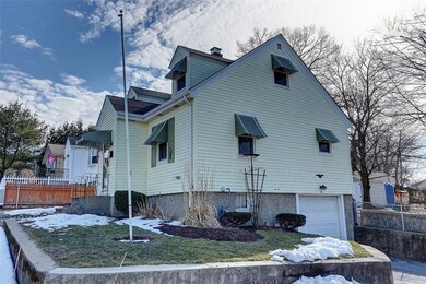 72 Harrison St, Cumberland, RI 02864 - photo 3