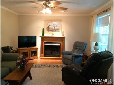 Comfy LR w/ gas log fireplace