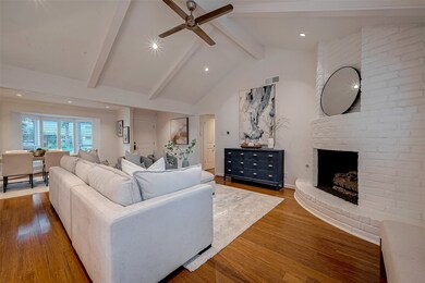 13935 Britoak Ln, Houston, TX 77079 - photo 7