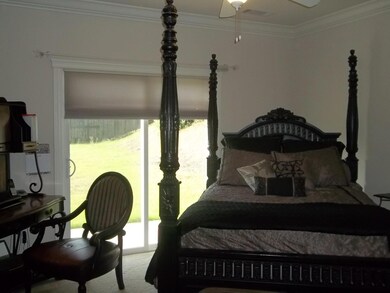 2096 Hedgerow Ave, Redding, CA 96003 - photo 7