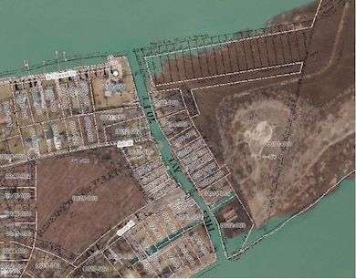 407-425 N Channel Dr, Clay Township, MI 48028 - photo 3