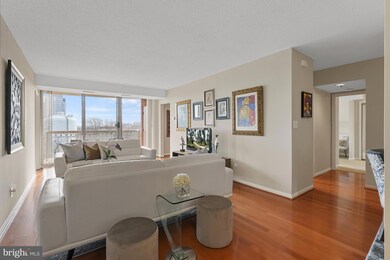 The Fallswood, Rockville, MD 20852 - photo 3