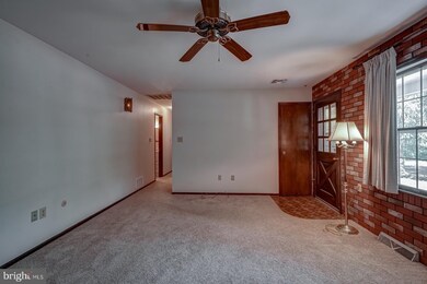 154 W Jimmie Leeds Rd, Galloway, NJ 08205 - photo 4