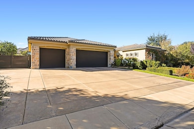 2426_E_SpringsDr_MLS-2