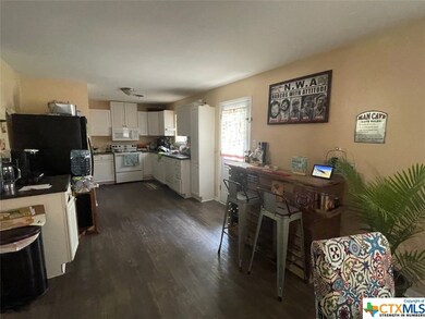 412 Nauert St, Copperas Cove, TX 76522 - photo 3