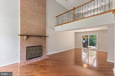 5596 Neddleton Ave, Woodbridge, VA 22193 - photo 3