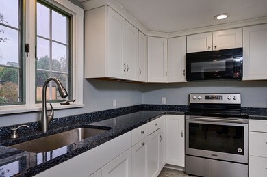 10 Tulip Ln, Greenfield, MA 01301 - photo 3