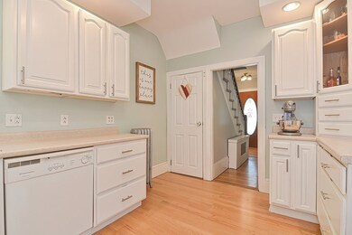 37 Sherman St, Foxboro, MA 02035 - photo 5