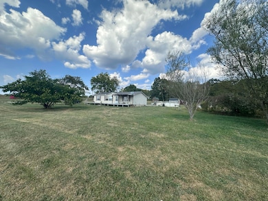 1330 Robinson Rd, Cynthiana, KY 41031 - photo 2