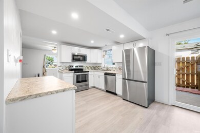 2950 Two Worlds Dr, Columbus, IN 47201 - photo 5