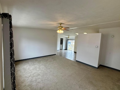Living Room - 1