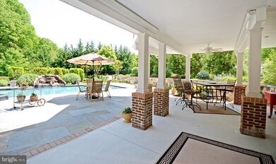 2303 Tufton Springs Ln, Reisterstown, MD 21136 - photo 3