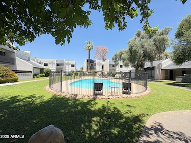 302 E Monte Vista Rd unit D1, Phoenix, AZ 85004 - photo 6