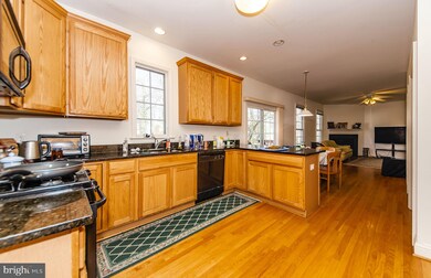 6902 Turner Ave, Falls Church, VA 22043 - photo 2