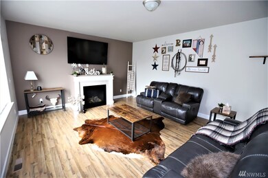 15423 Coles Ct SE, Yelm, WA 98597 - photo 5