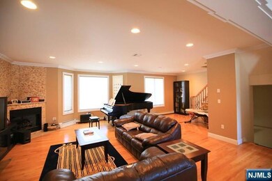 20 W Palisades Blvd unit D, Palisades Park, NJ 07650 - photo 3