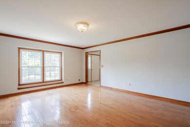 9 Kathy Ct, Holmdel, NJ 07733 - photo 7