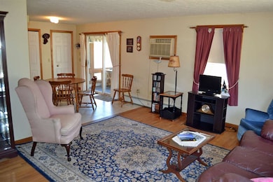 124 Middle Winchendon Rd, Rindge, NH 03461 - photo 4