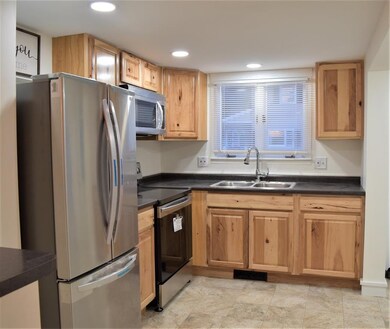 86 Curtis Ave, Rutland, VT 05701 - photo 5