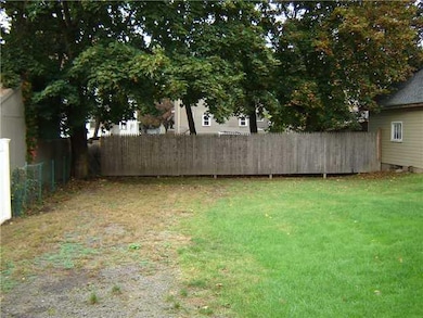 Yard/Garden Back Yard