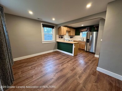 310 Leasia St, Williamston, MI 48895 - photo 3