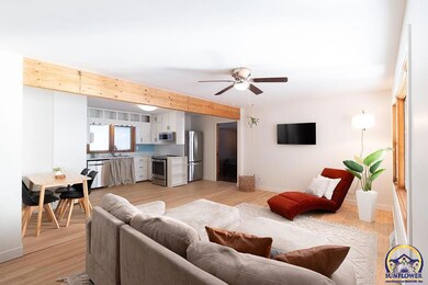 1051 N Franklin St, Auburn, KS 66402 - photo 2