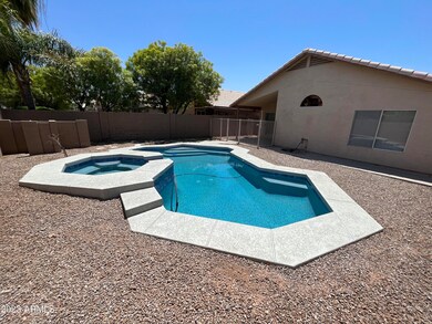 321 S Silverbrush Dr, Chandler, AZ 85226 - photo 3