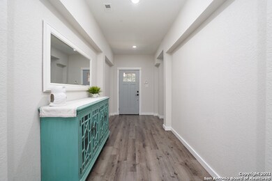 8019 Maddie Ln, San Antonio, TX 78255 - photo 5