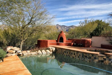 Gorgeous MTM Views From Rear Yard