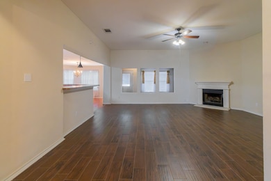 1304 Shawnee Rd, Waxahachie, TX 75165 - photo 6