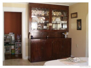 Dining Room Built-in Hutch